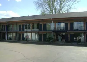 Ashland Inn hotel thumbnail 6