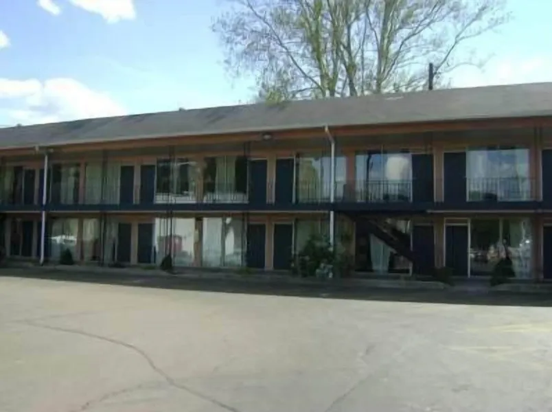 Ashland Inn hotel detail image 6