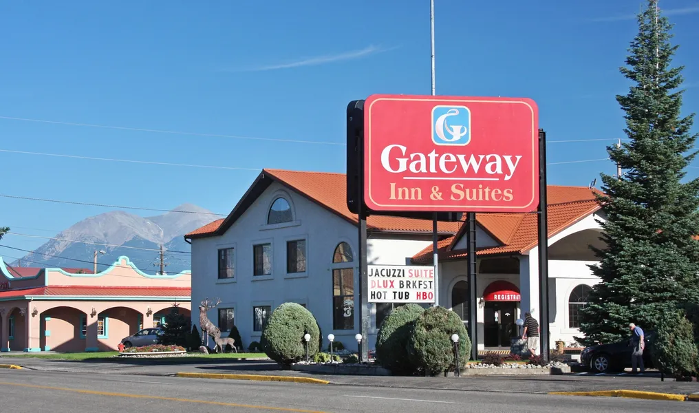 Gateway Inn And Suites hotel detail image 2