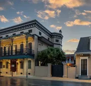 New Orleans Courtyard Hotel and Suites by the French Quarter hotel detail image 3