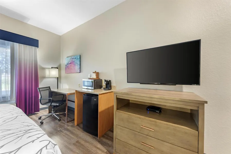Best Western Plus San Antonio East Inn & Suites hotel detail image 2