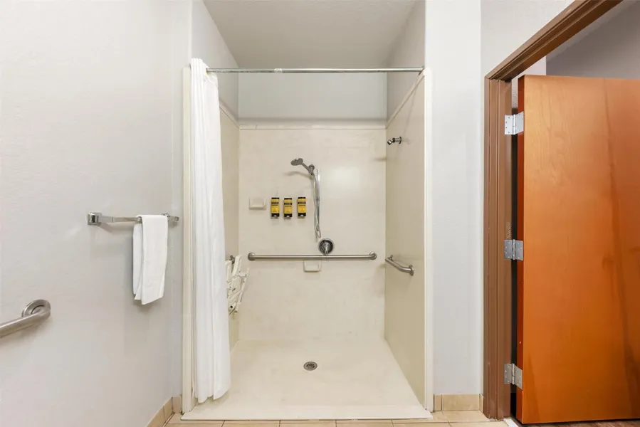 Best Western Plus San Antonio East Inn & Suites hotel detail image 6