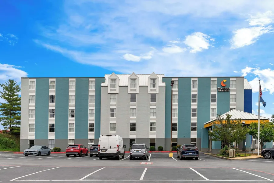 Comfort Inn & Suites Staunton hotel detail image 6