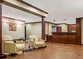 Hawthorn Suites by Wyndham Dallas Love Field Airport hotel thumbnail 3