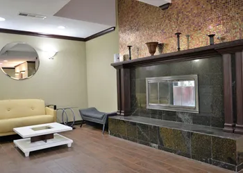 Hawthorn Suites by Wyndham Dallas Love Field Airport hotel thumbnail 5