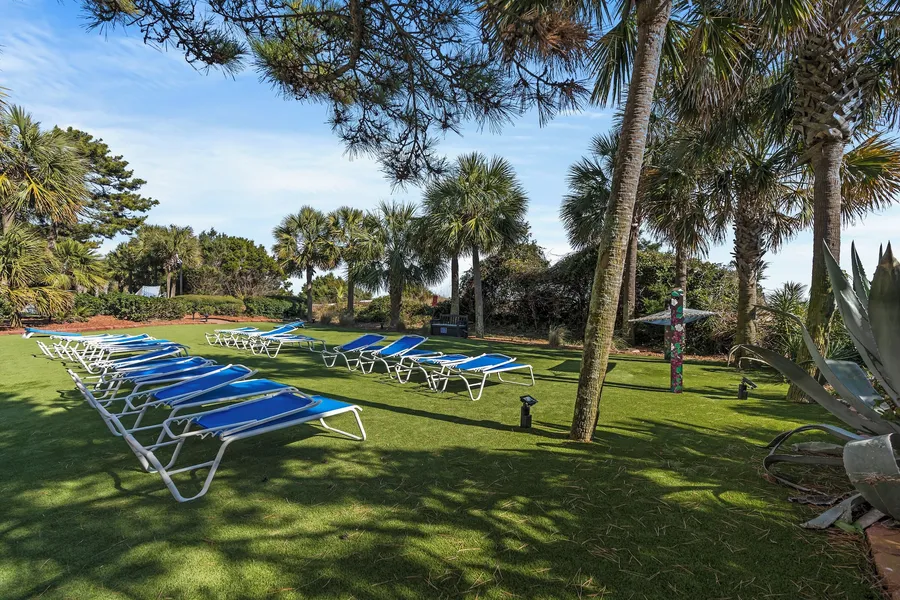 Beach Colony Resort by Elliott Beach Rentals hotel detail image 2