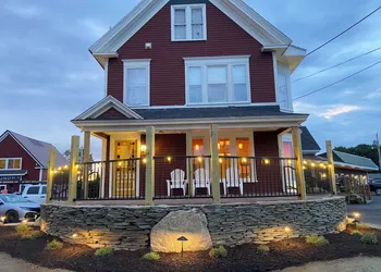 The Whitetail and Suites hotel thumbnail 7
