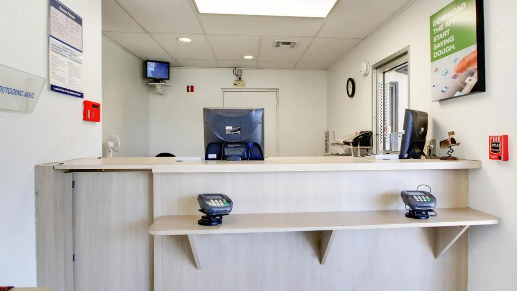 Quality Inn Shawnee North I-40 hotel detail image 6