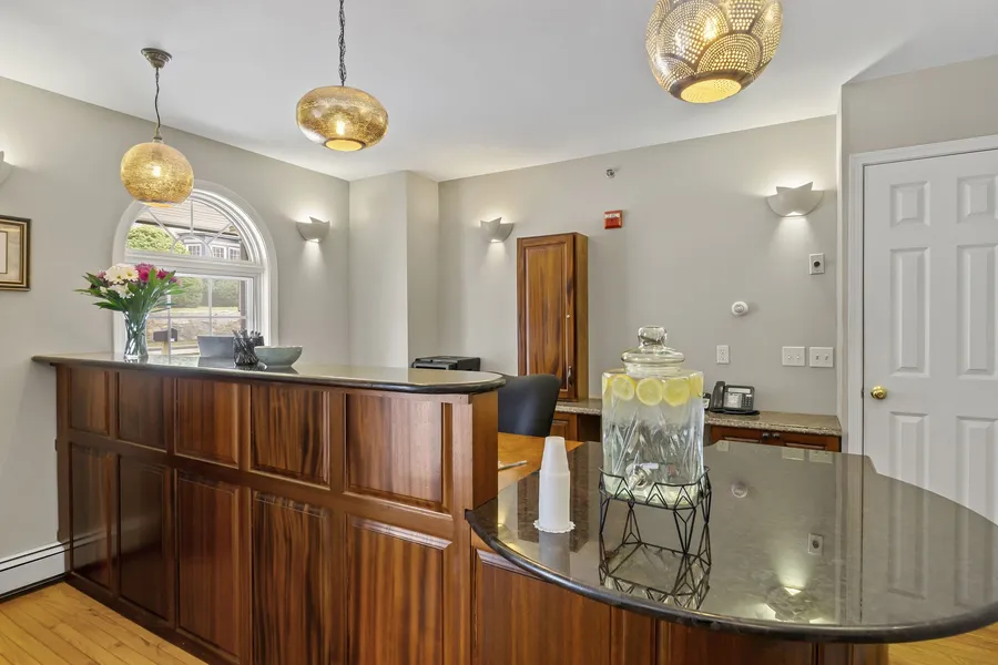 Sea Rose Suites hotel detail image 6