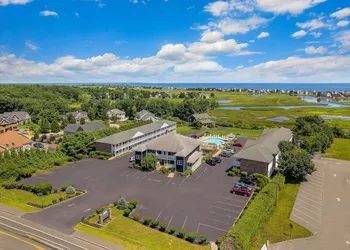 The Mariner Resort hotel thumbnail 5