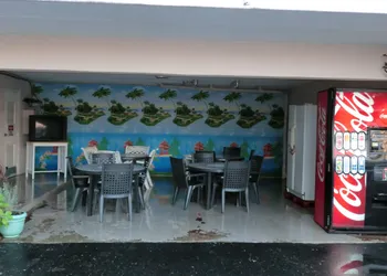 Bay Breeze Motel hotel thumbnail 6