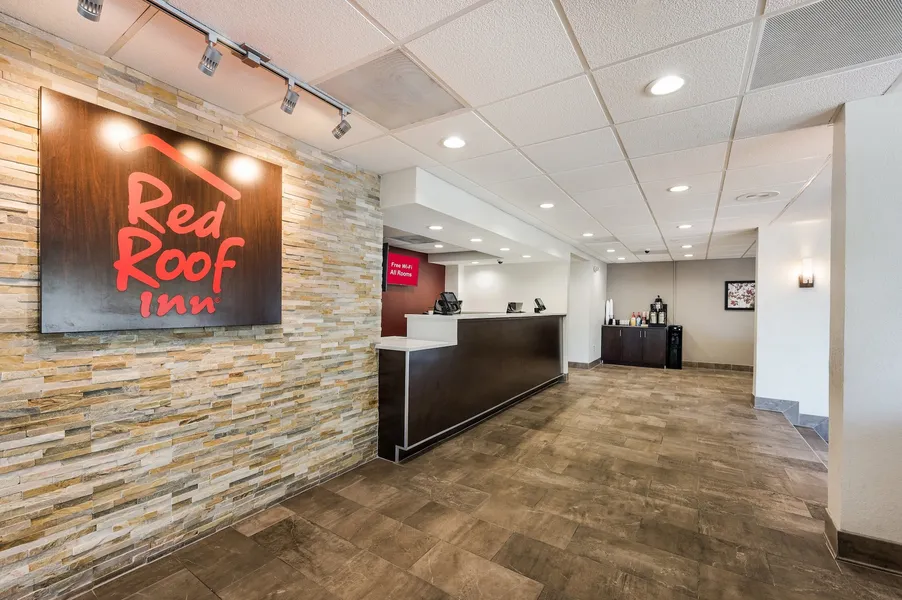 Red Roof Inn Birmingham South hotel detail image 6