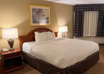 Clarion Inn Frederick hotel thumbnail 5