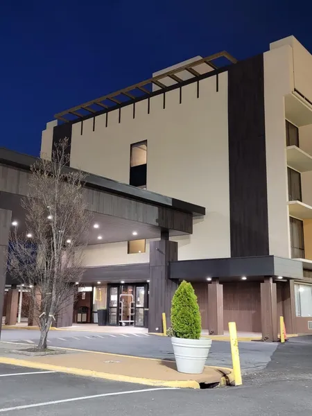 Best Western Plus Laurel hotel detail image 2