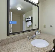 Hampton Inn & Suites Plattsburgh hotel detail image 5