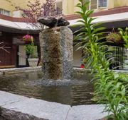Harrison Lake Hotel hotel detail image 3
