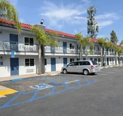 Express Inn & Suites hotel detail image 5