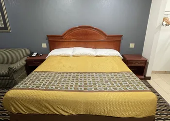 Sallisaw Inn hotel thumbnail 8