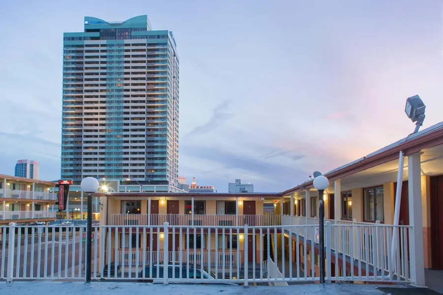 Atlantic Motor Inn hotel detail image 6