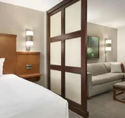 Hyatt Place Portland Airport hotel detail image 7