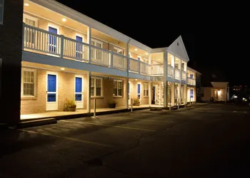 Cape Cod Harbor House Inn hotel thumbnail 2