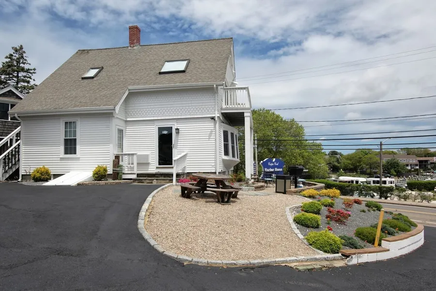 Cape Cod Harbor House Inn hotel detail image 6