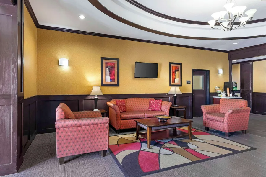 Quality Inn & Suites Groesbeck North hotel detail image 2