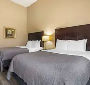 Quality Inn & Suites Groesbeck North hotel detail image 7