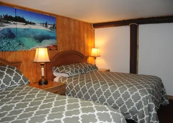 Yellowstone Motel - Adults Only hotel thumbnail 2