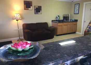 Eldon Inn hotel thumbnail 7