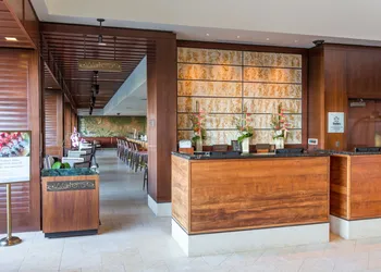 Jet Luxury @ The Trump Waikiki hotel thumbnail 4