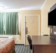 Amherst Inn & Suites hotel detail image 3