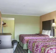 Amherst Inn & Suites hotel detail image 7