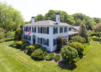 Candleberry Inn on Cape Cod hotel thumbnail 3