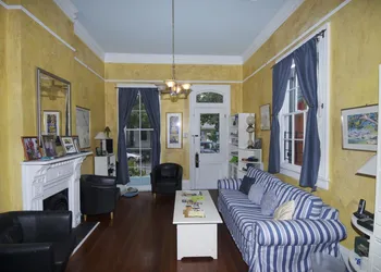 The Burgundy Bed and Breakfast hotel thumbnail 2