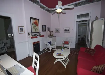 The Burgundy Bed and Breakfast hotel thumbnail 4