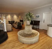 Anchor Inn Beach House hotel detail image 3