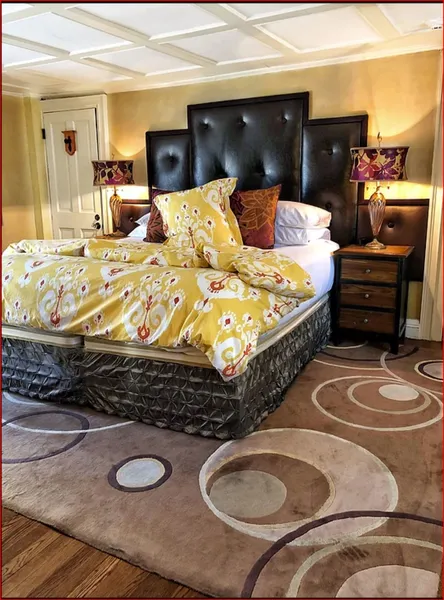 The Connecticut River Valley Inn hotel detail image 6