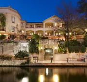 Hotel Indigo San Antonio Riverwalk by IHG hotel detail image 4
