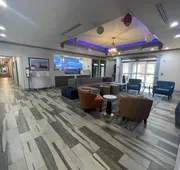La Quinta Inn & Suites by Wyndham Oklahoma City - Moore hotel detail image 7