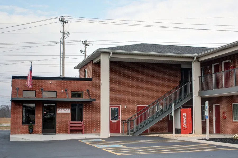 Luxbury Inn & Suites hotel detail image 2