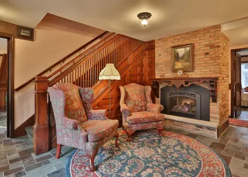 Stone Chalet B&B Inn and Event Center hotel thumbnail 5