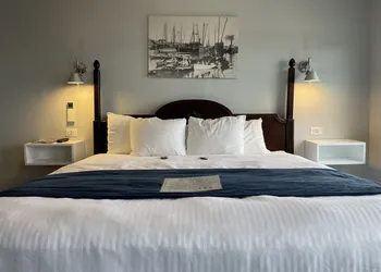 Emerson Inn hotel thumbnail 8