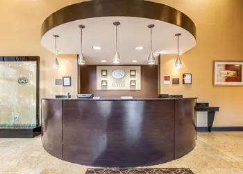Comfort Suites hotel thumbnail 5