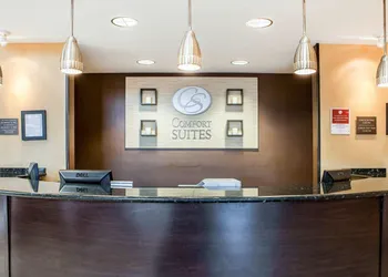 Comfort Suites hotel thumbnail 7