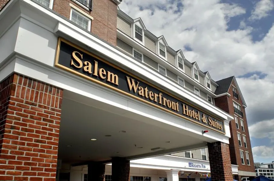 Salem Waterfront Hotel & Suites hotel detail image 2