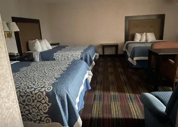 Sunrise Motel hotel thumbnail 6