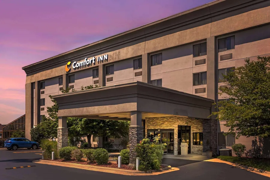 Comfort Inn South - Springfield hotel detail image 2