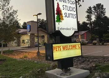 Pinetop Studio Suites hotel thumbnail 2