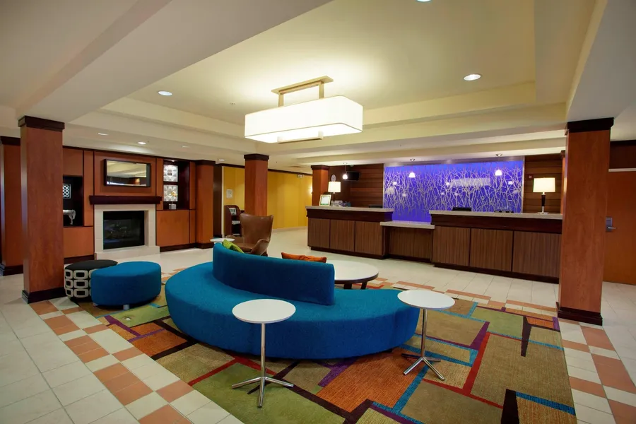 Fairfield Inn & Suites by Marriott Detroit Metro Airport Romulus hotel detail image 2